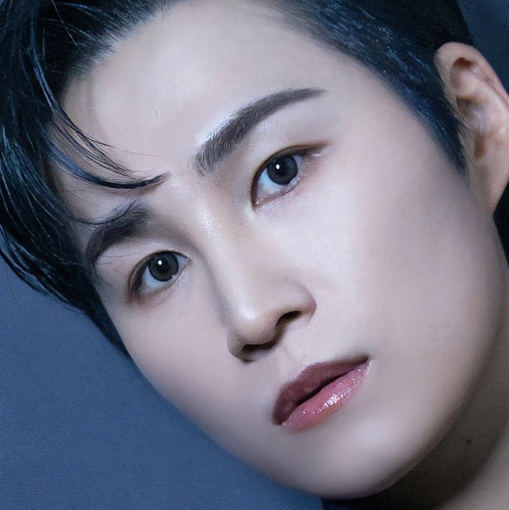 金熙栽的最新照片