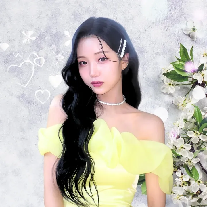 Behind-the-scenes cut of Kim Soyeon (2004)