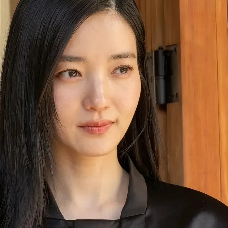 Recent activity shot of Kim Taeri
