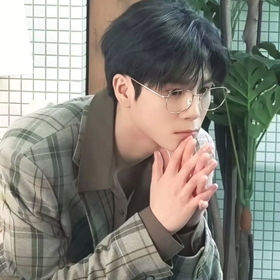 Foto kegiatan terbaru dari Jeong Dongwon