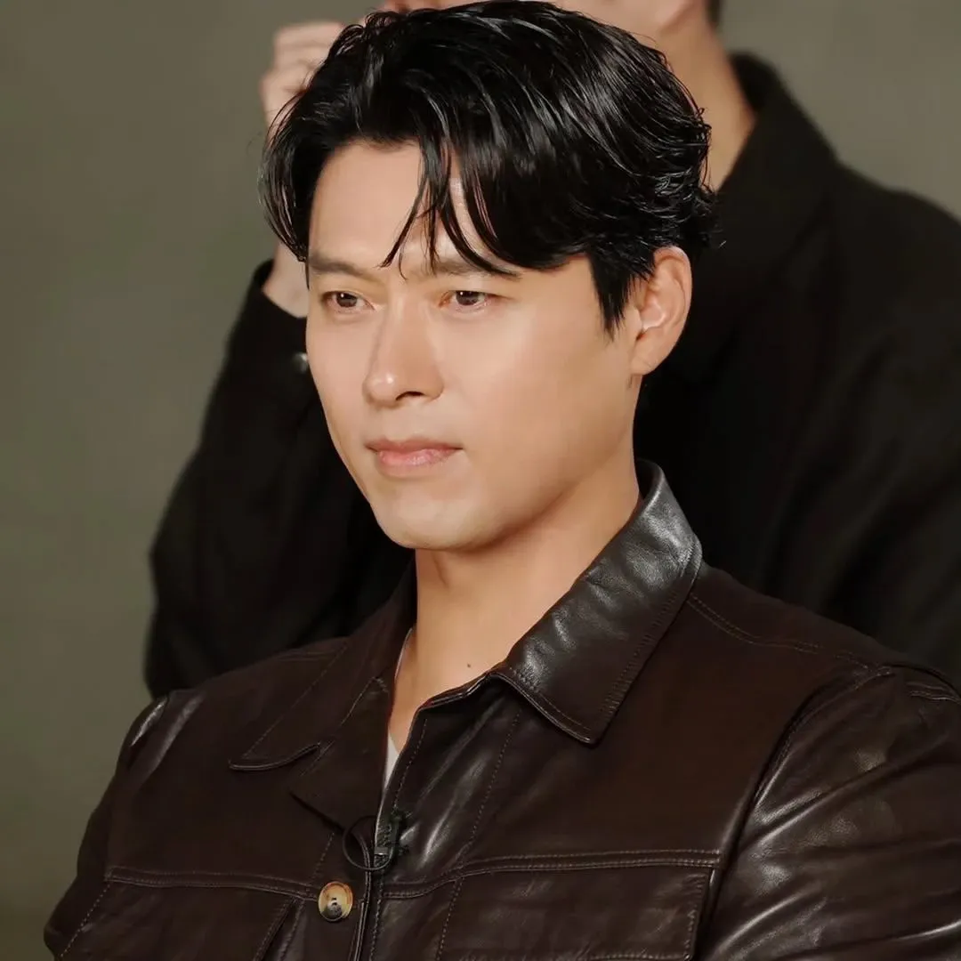 Cuplikan di balik layar dari Hyun Bin