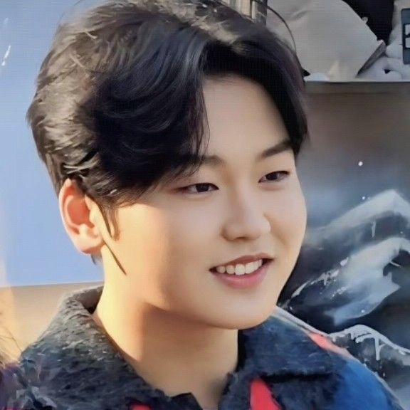 Behind-the-scenes cut of Park Sungon