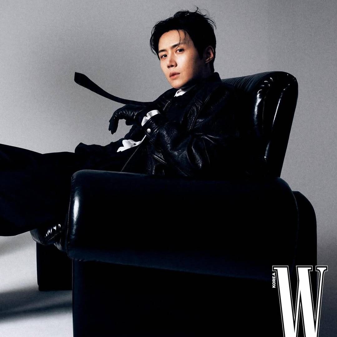 金宣虎的最新照片