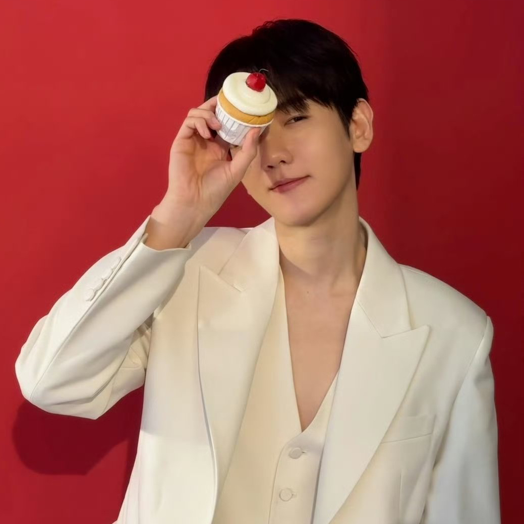 Behind-the-scenes cut of Yoon Soyang