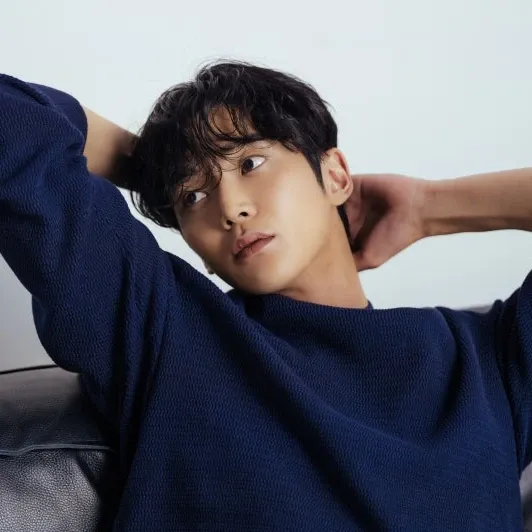 Cuplikan di balik layar dari Rowoon