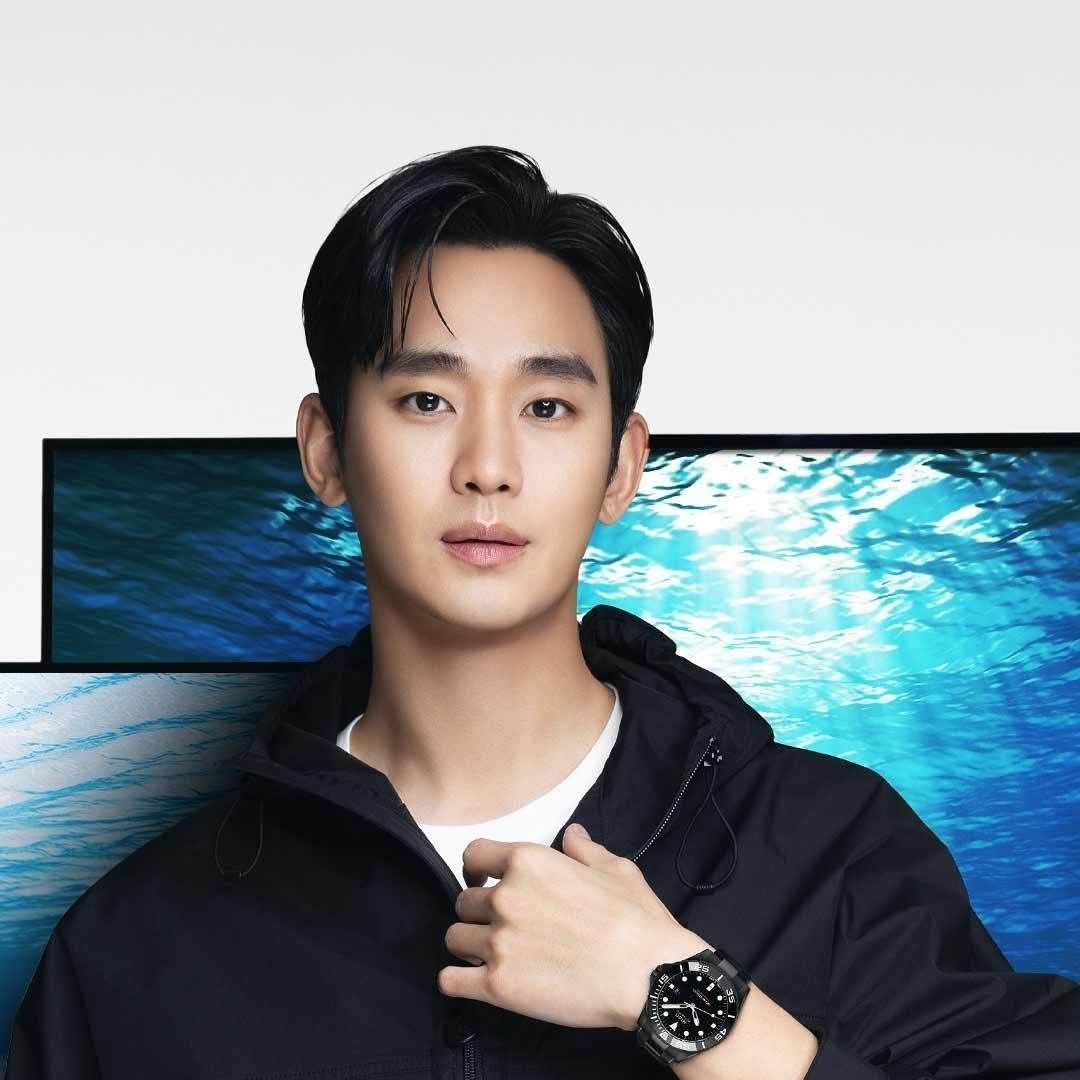 金秀贤的最新照片