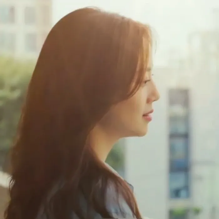 Cuplikan di balik layar dari Moon Chaewon