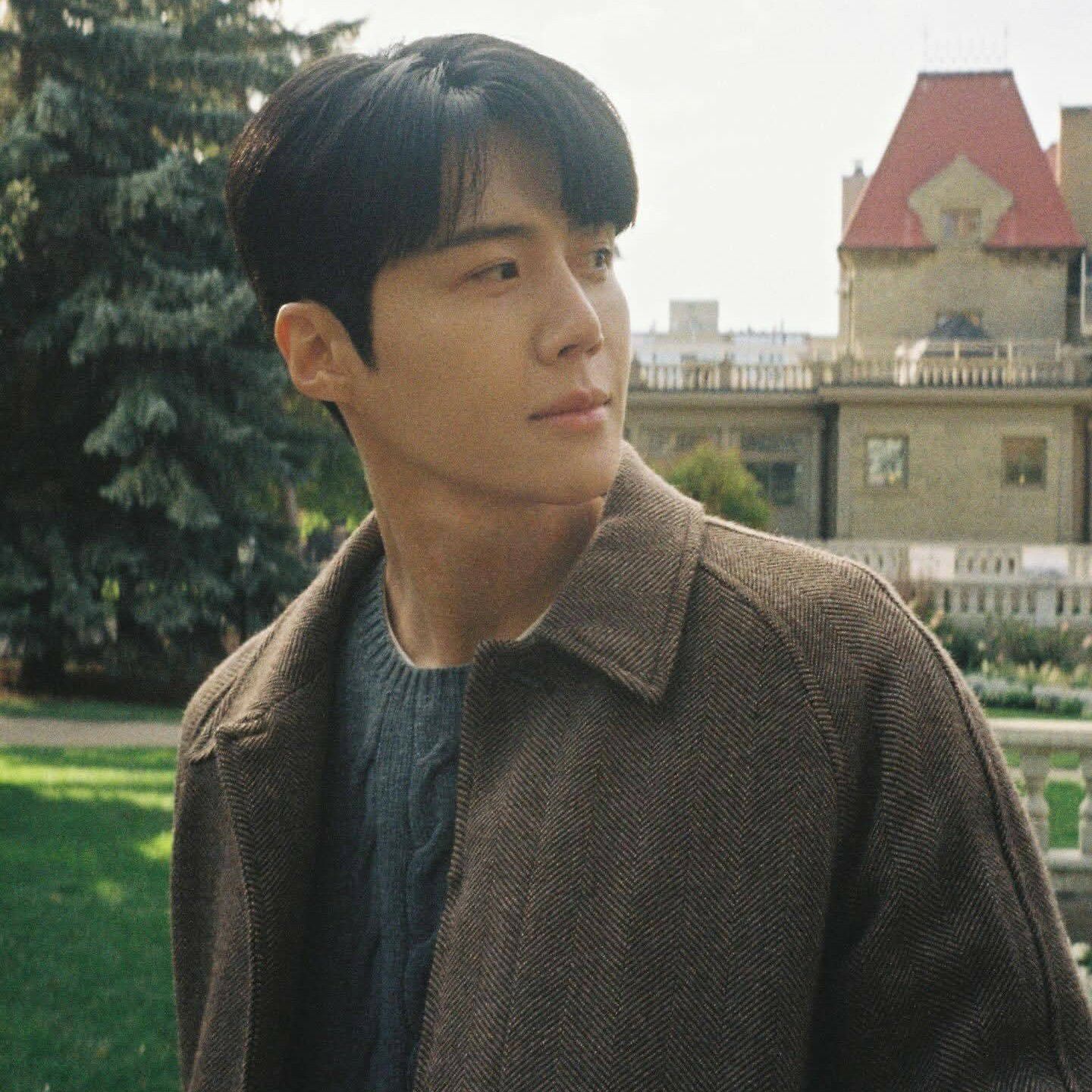 金宣虎的近期活动照