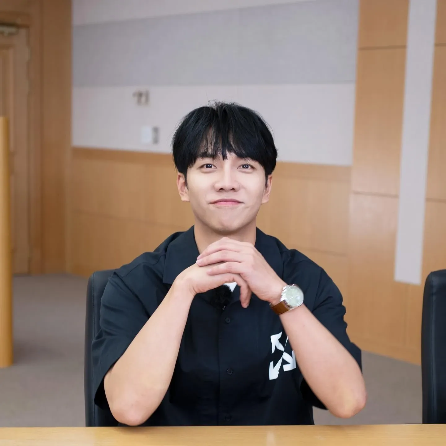 Cuplikan di balik layar dari Lee Seunggi