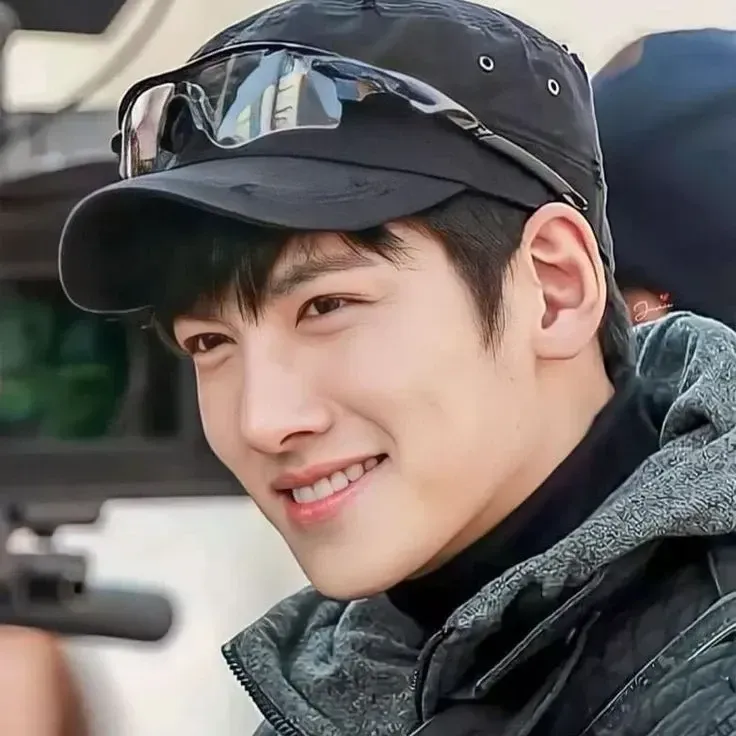 Latest photo of Ji Changwook