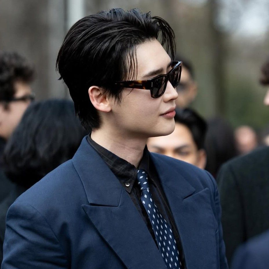 Latest photo of Lee Jongsuk