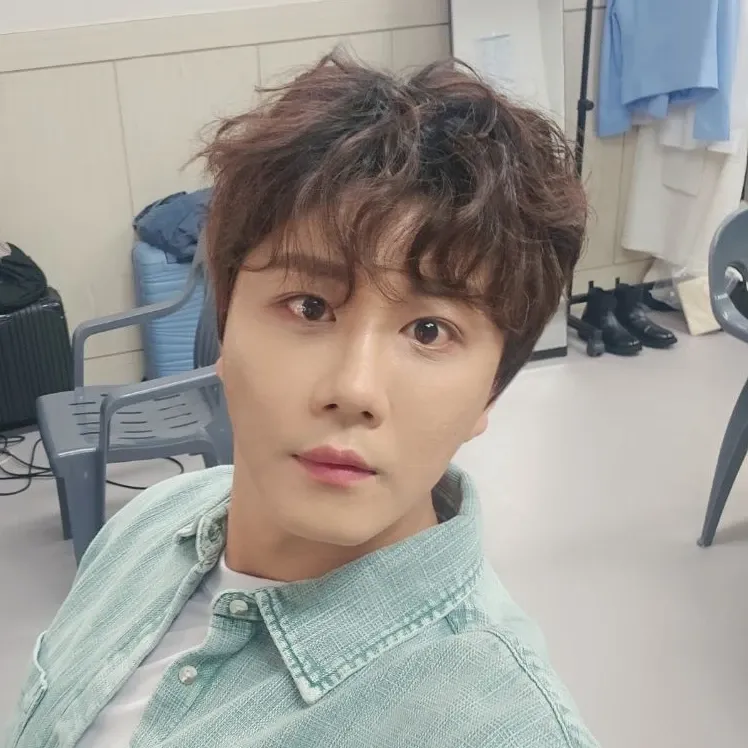 Behind-the-scenes cut of Jin Haesung