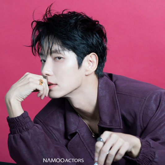 Cuplikan di balik layar dari Lee Joongi