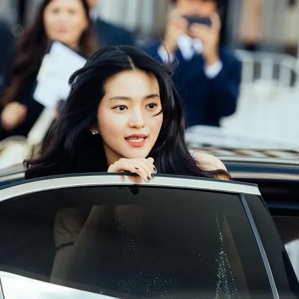 A moment captured by a fan of Kim Taeri