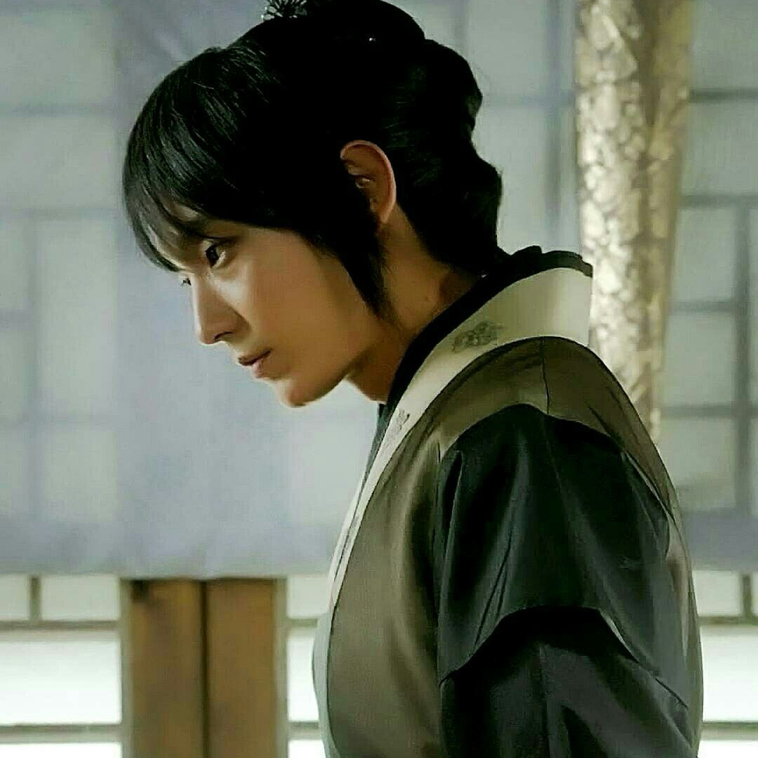 Behind-the-scenes cut of Lee Joongi