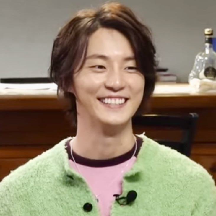 Behind-the-scenes cut of Yoon Shiyoon