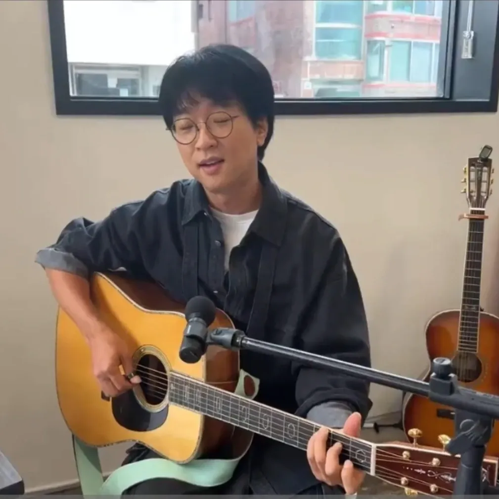 Recent activity shot of Bak Changgeun