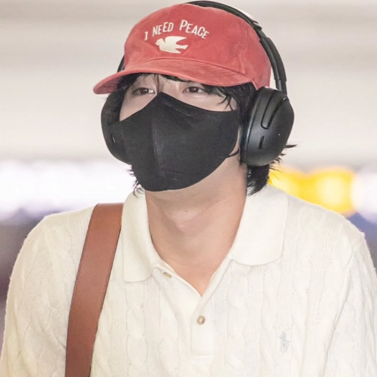 A moment captured by a fan of Ahn Hyoseop