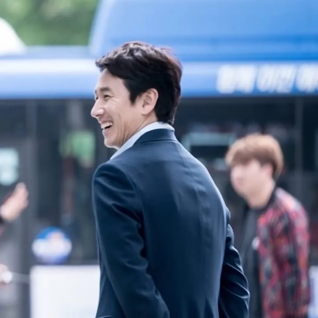 A moment captured by a fan of Lee Sunkyun