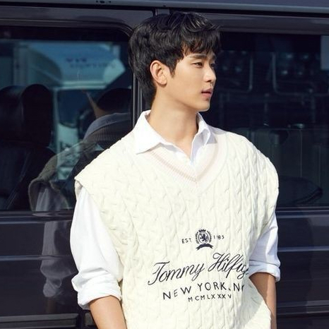 金秀賢的近期活動照