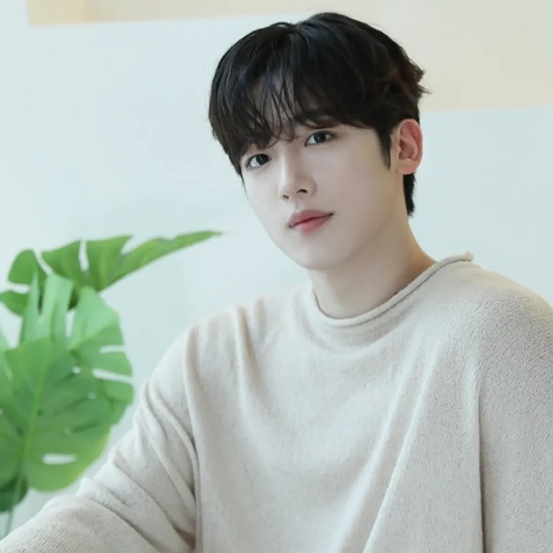 Behind-the-scenes cut of Kim Yohan