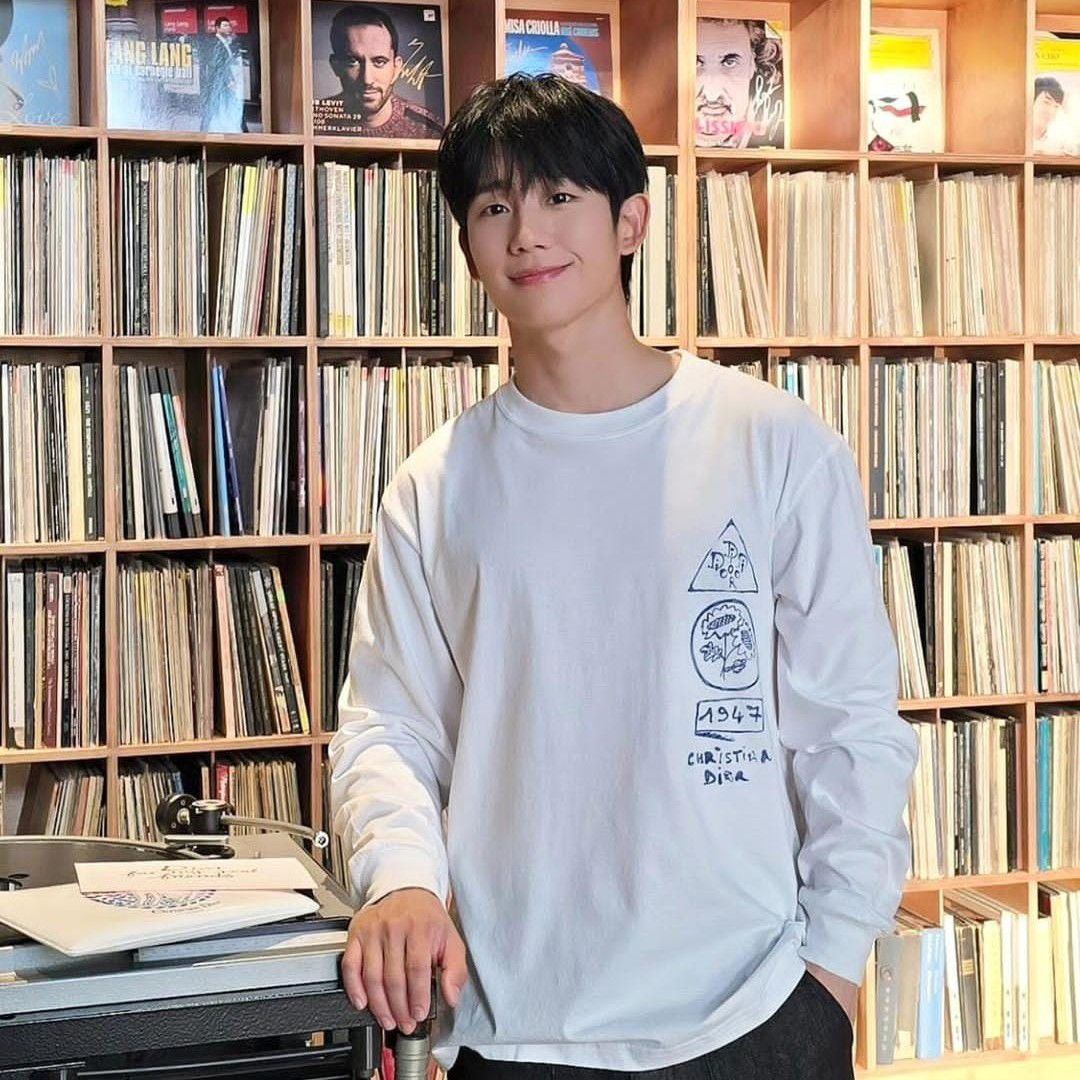 丁海寅的近期活動照