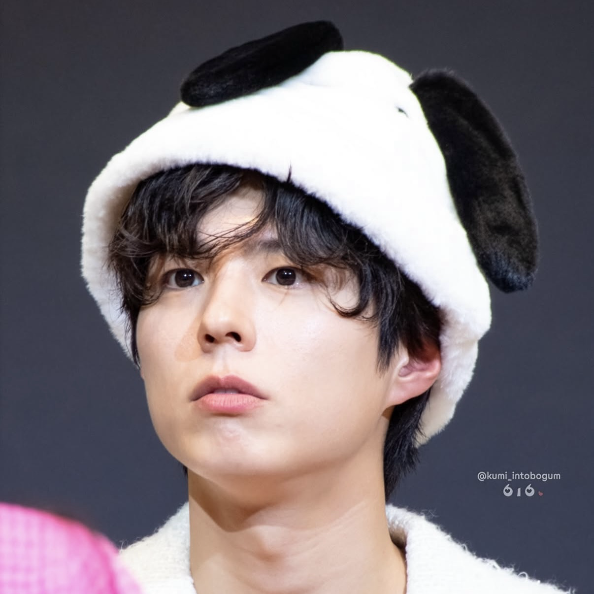 Behind-the-scenes cut of Park Bogum