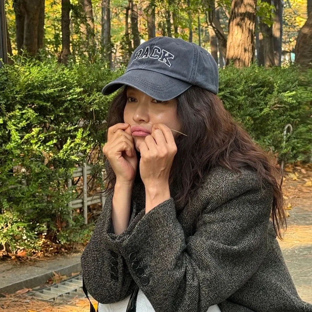 Cuplikan di balik layar dari Song Jihyo