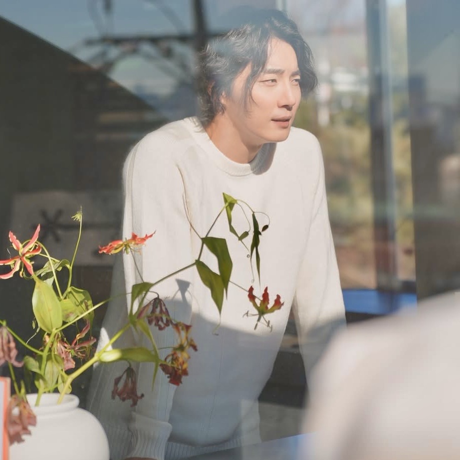 Latest photo of Yoon Shiyoon