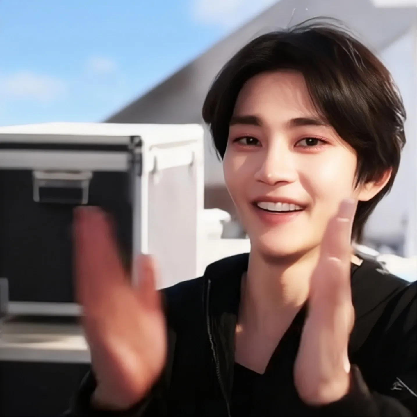 Behind-the-scenes cut of Kim Jaeyoung