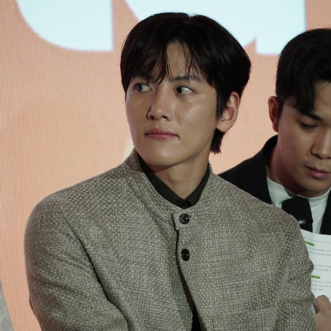 Latest photo of Ji Changwook