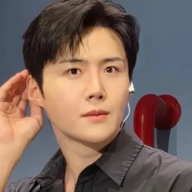 김선호 최근 활동샷