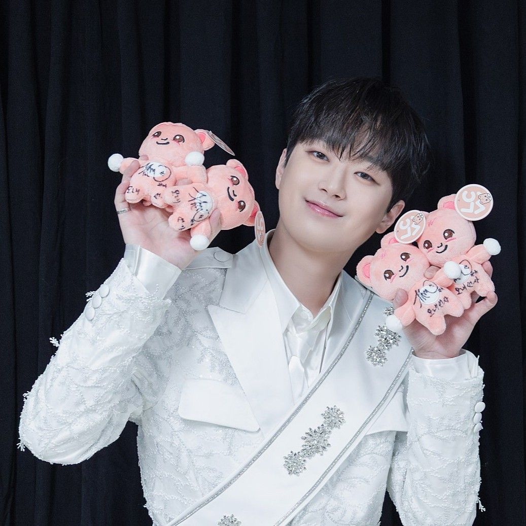 이찬원의 최신 사진