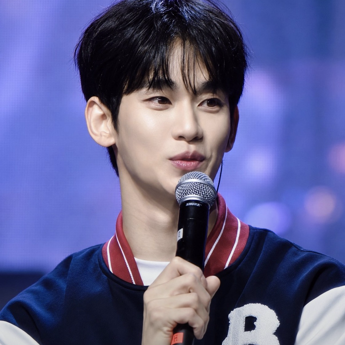 A moment captured by a fan of Kim Soohyun
