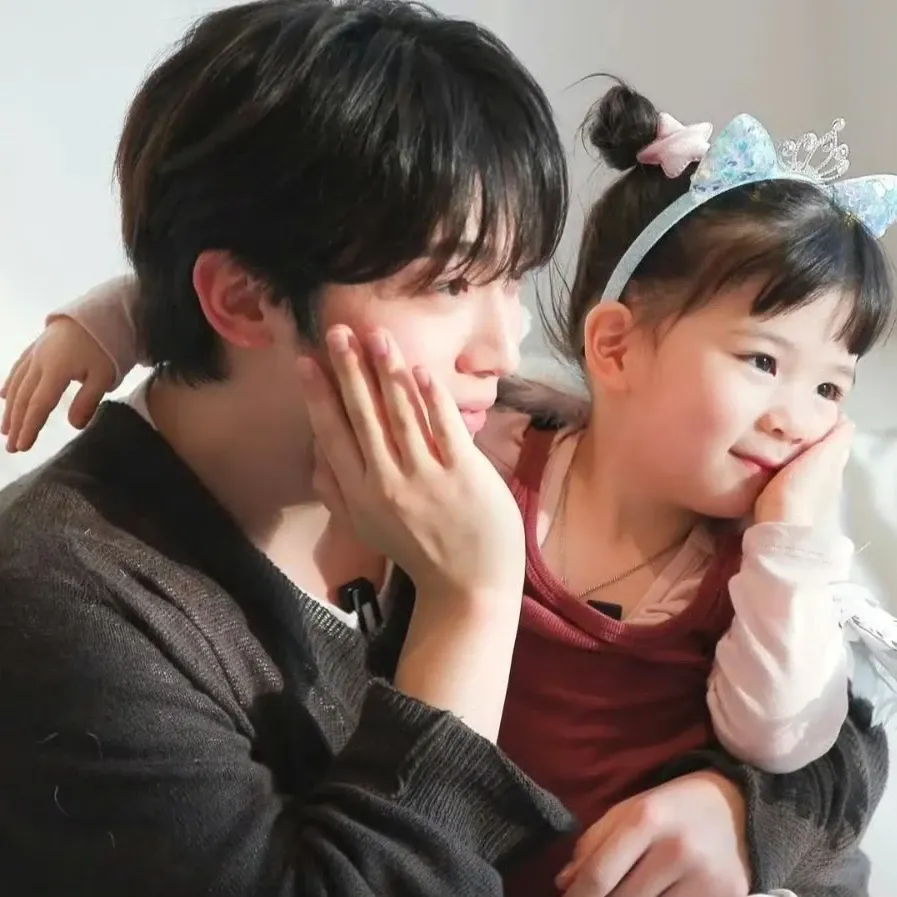 Behind-the-scenes cut of Kim Yohan