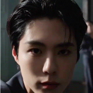 Latest photo of Park Bogum