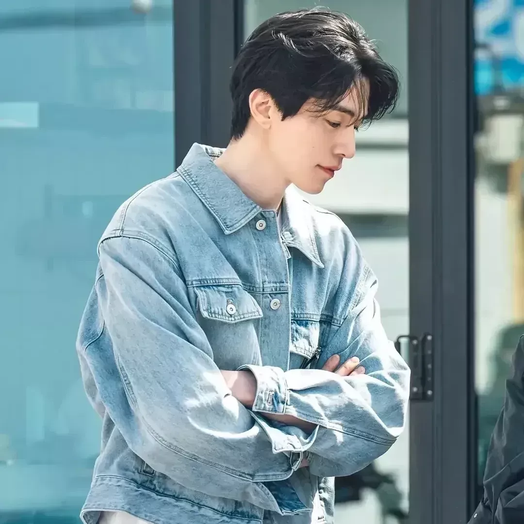 Latest photo of Lee Dongwook