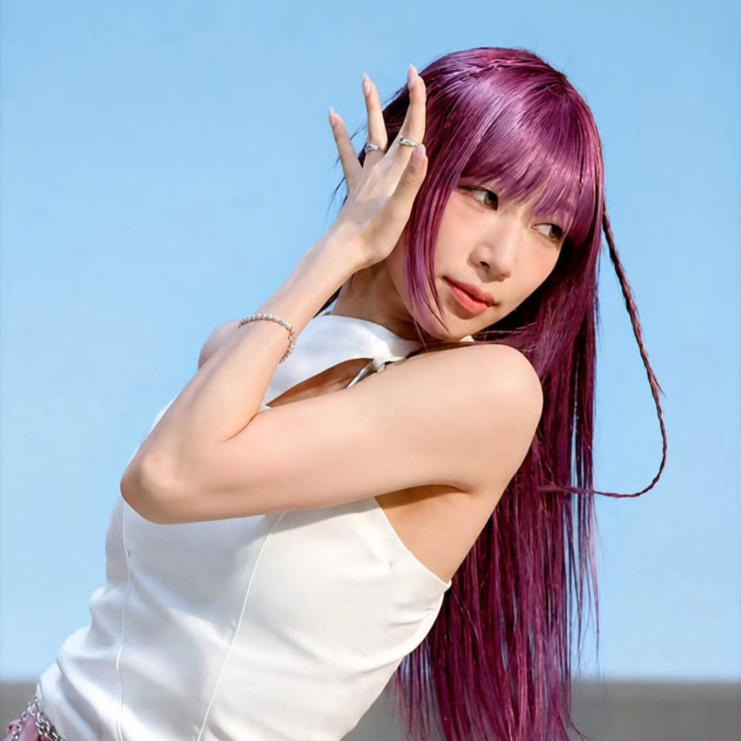 A moment captured by a fan of BADA