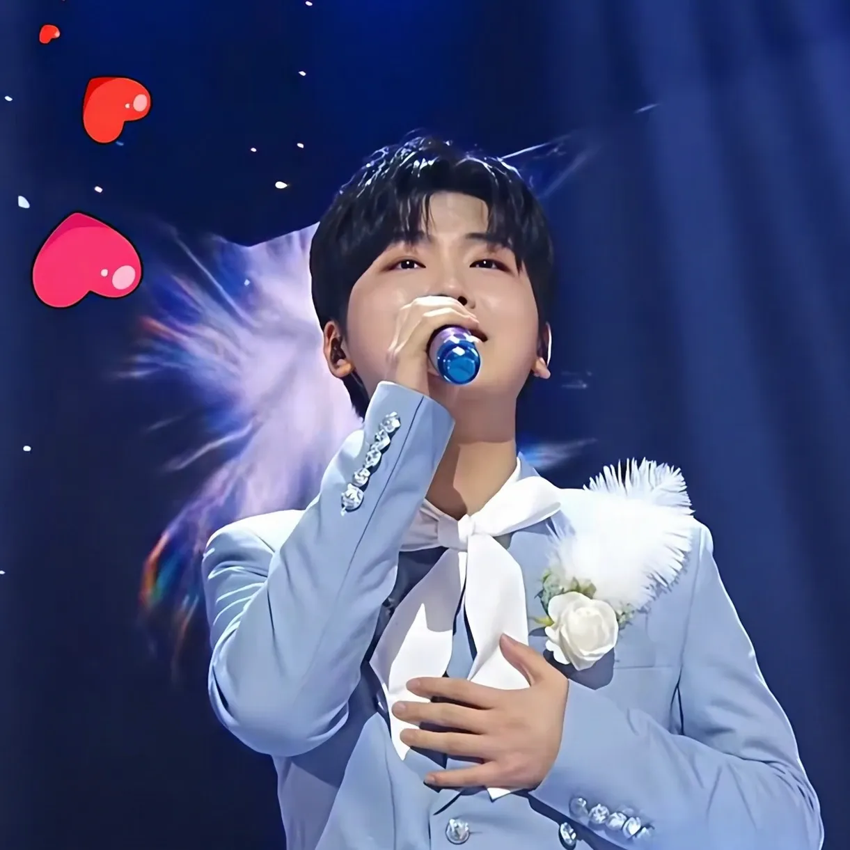 A moment captured by a fan of Park Sungon