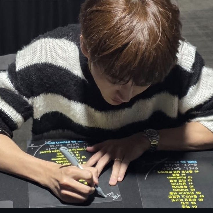 Latest photo of Lee Seungyoon