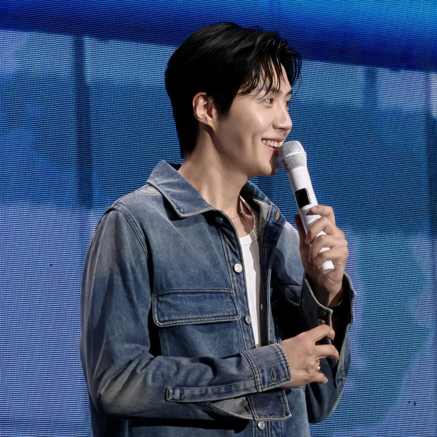 김선호 최근 활동샷
