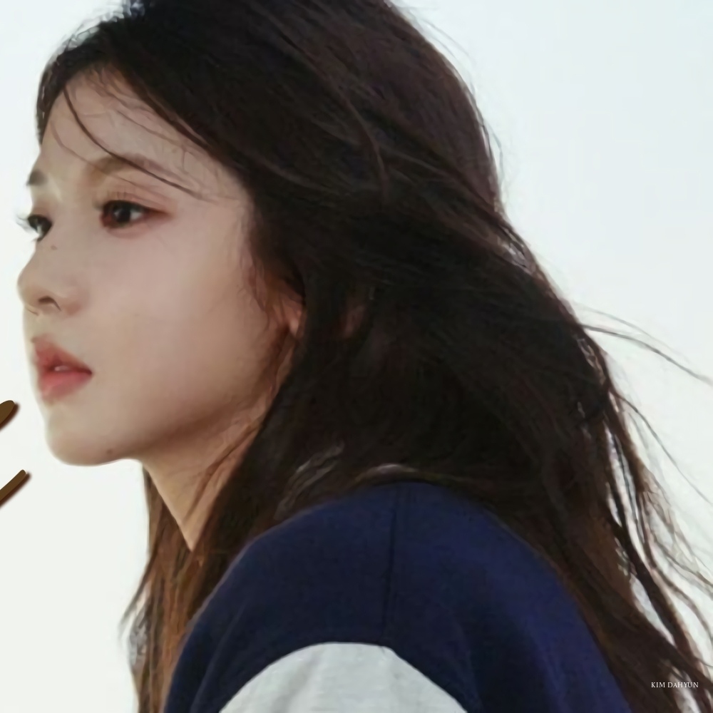 Recent activity shot of Zhang Miaoyi