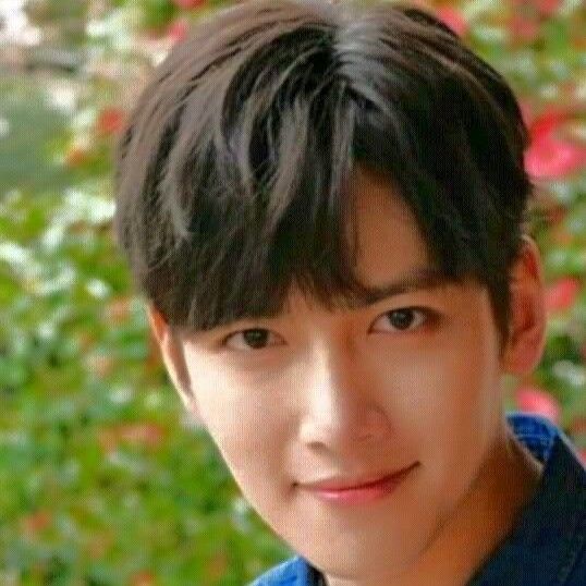 チ・チャンウクの最近の活動ショット