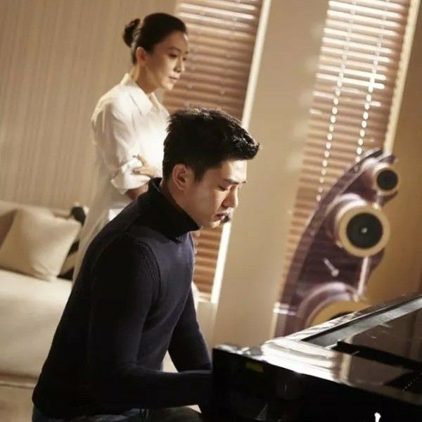 Latest photo of Kim Heeae