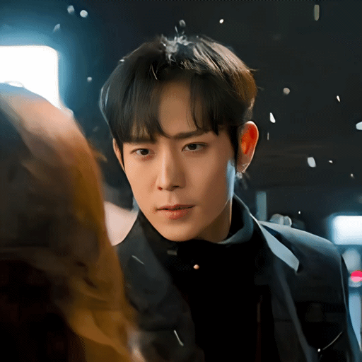 A moment captured by a fan of Kim Youngdae