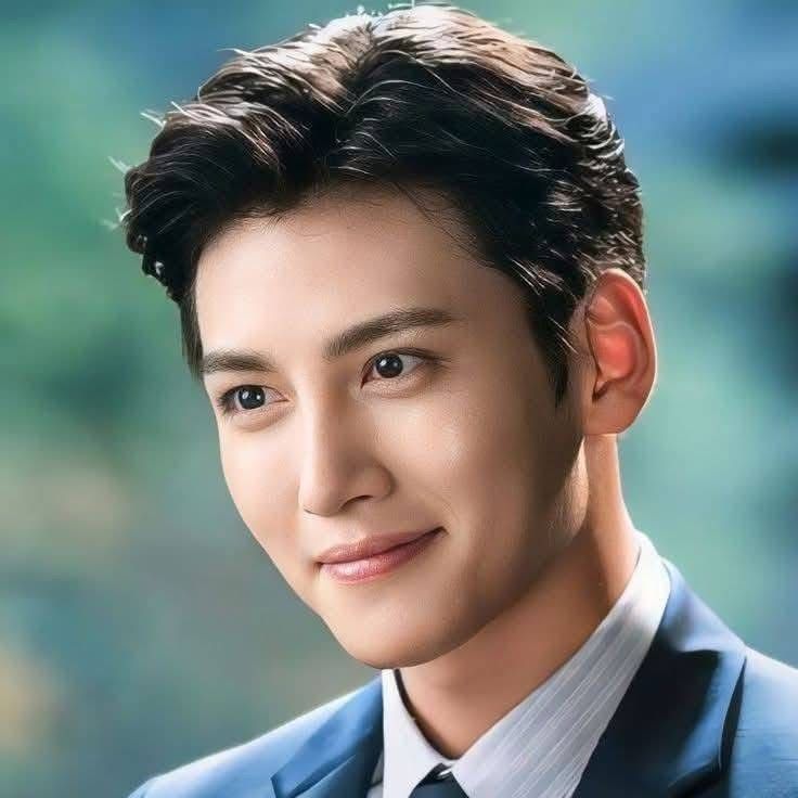 Recent activity shot of Ji Changwook