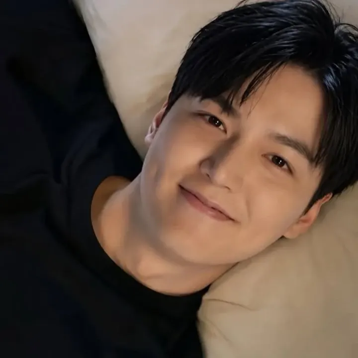Latest photo of Lee Minho