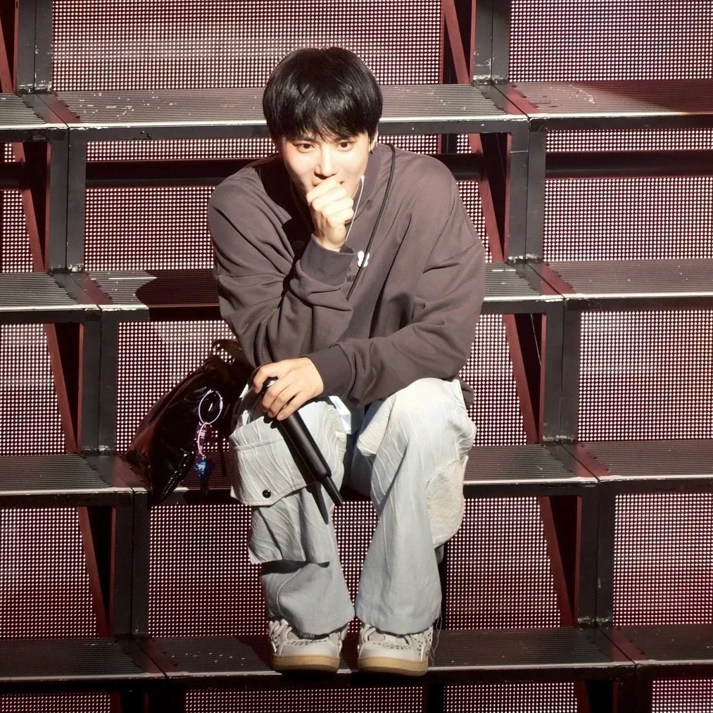 Latest photo of Suho