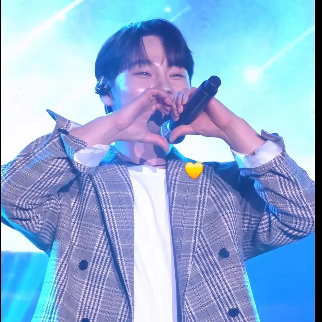 박서진 최근 활동샷