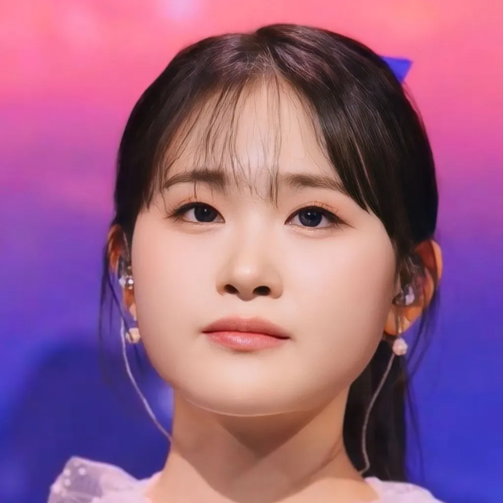 Momen yang diabadikan oleh penggemar Kim Dahyun